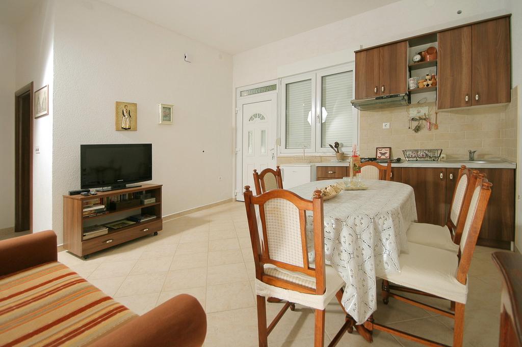 Apartments Parcela Сегет Враница Стая снимка